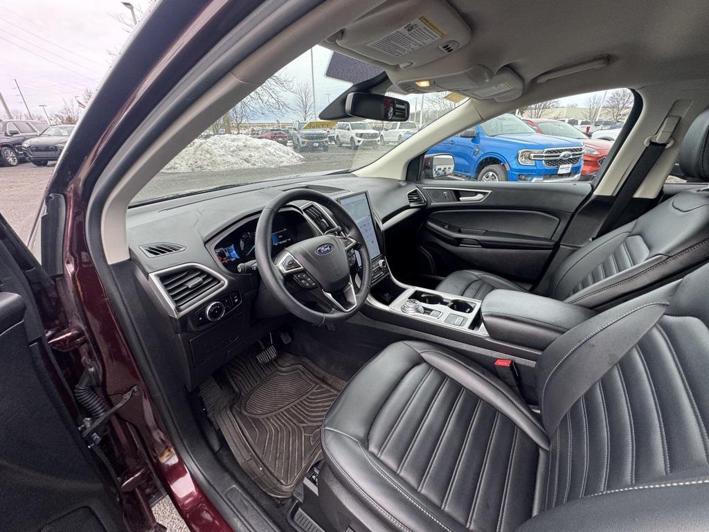 used 2024 Ford Edge car, priced at $27,472