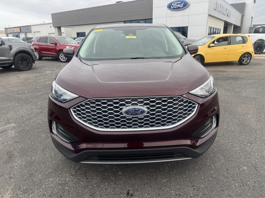 used 2024 Ford Edge car, priced at $27,472