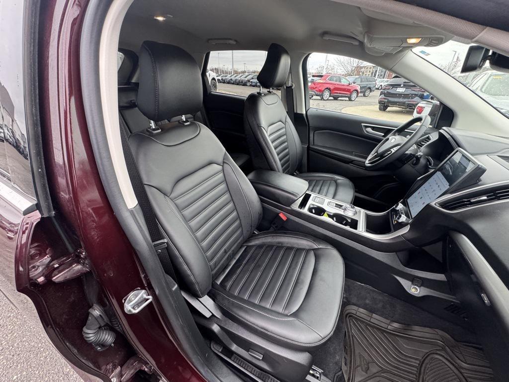 used 2024 Ford Edge car, priced at $27,472