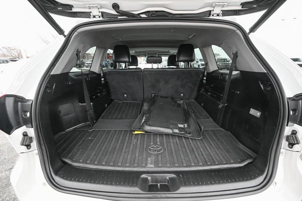 used 2017 Toyota Highlander car, priced at $19,972