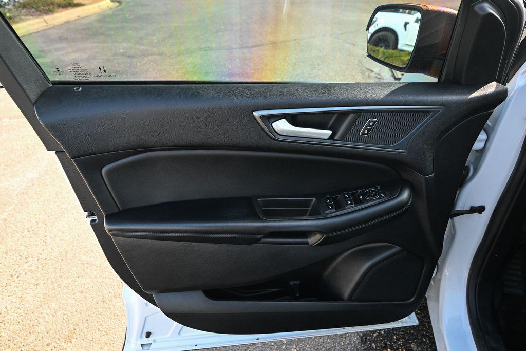 used 2020 Ford Edge car, priced at $15,797