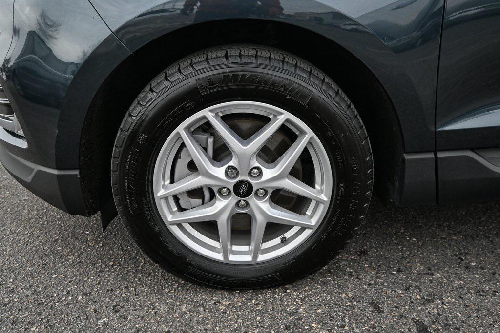 used 2024 Ford Edge car, priced at $26,981