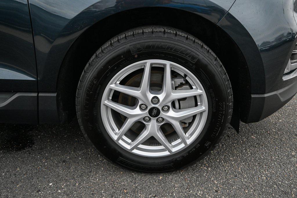 used 2024 Ford Edge car, priced at $26,981