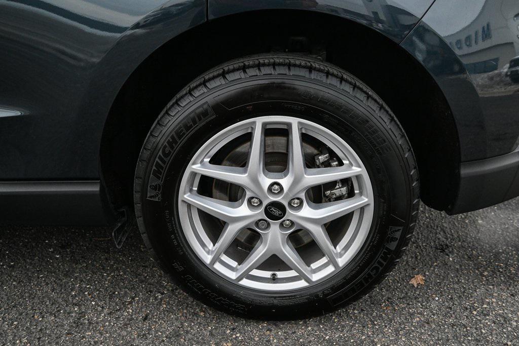 used 2024 Ford Edge car, priced at $26,981