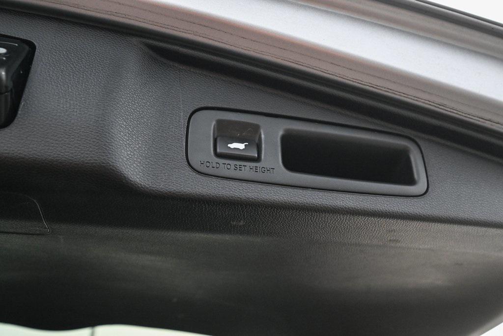 used 2020 Honda CR-V car, priced at $24,981