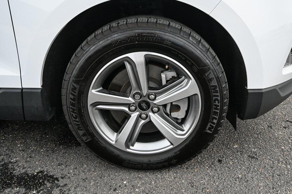 used 2024 Ford Edge car, priced at $28,971