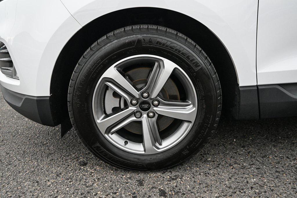 used 2024 Ford Edge car, priced at $28,971