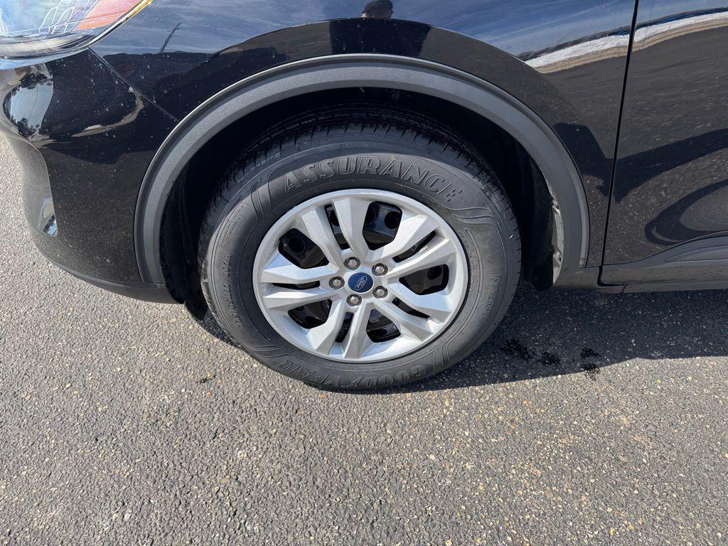 used 2022 Ford Escape car, priced at $18,991