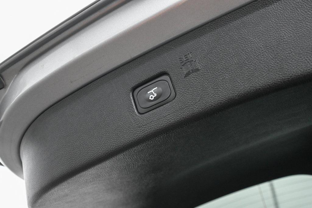 used 2024 Ford Edge car, priced at $27,573