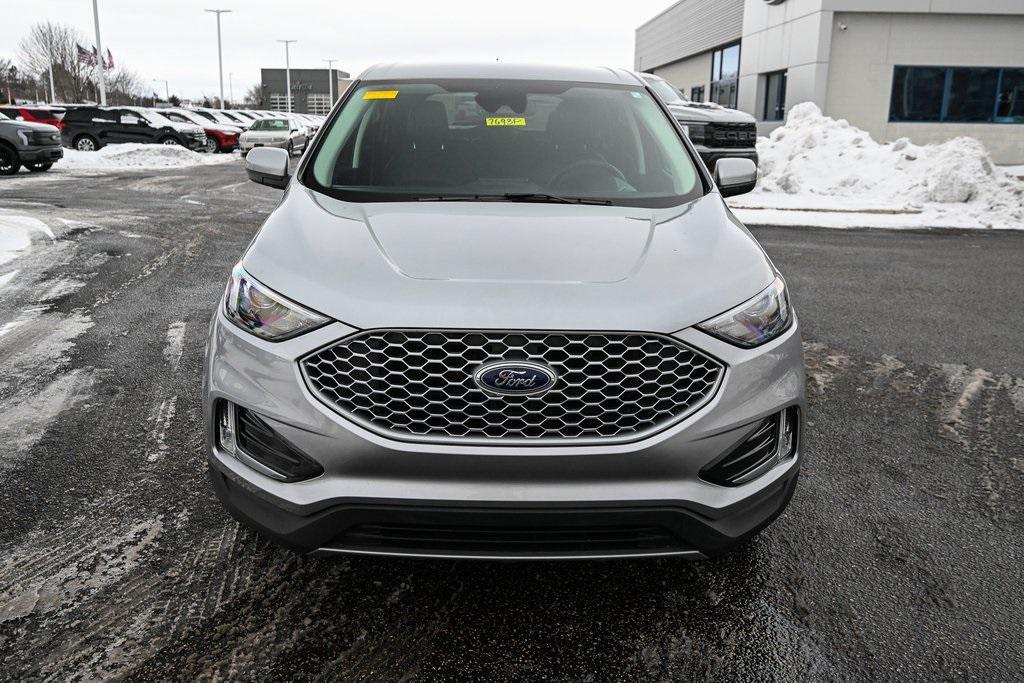used 2024 Ford Edge car, priced at $27,573