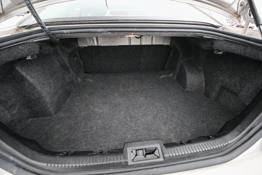 used 2009 Lincoln MKZ car, priced at $7,500