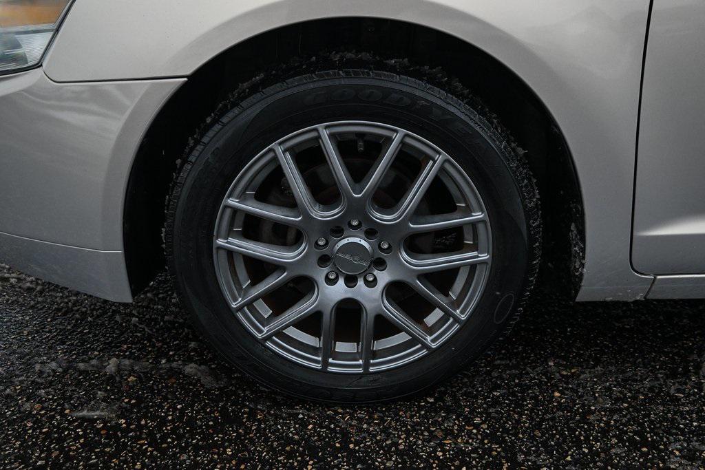 used 2009 Lincoln MKZ car, priced at $7,500