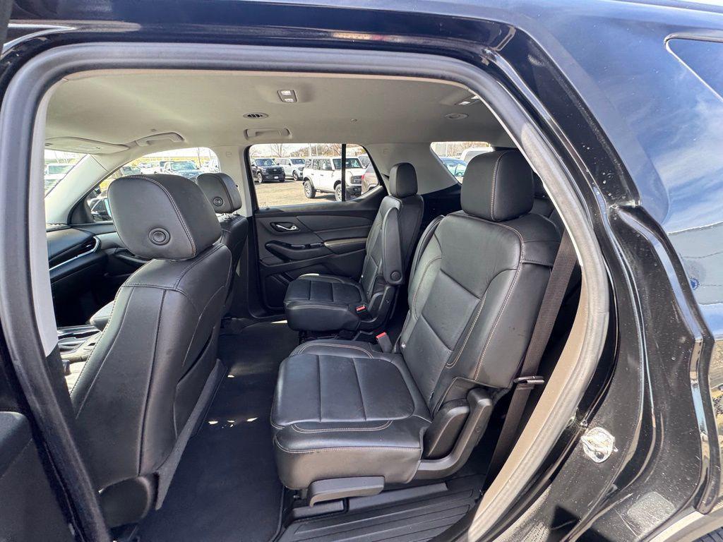 used 2019 Chevrolet Traverse car, priced at $19,772