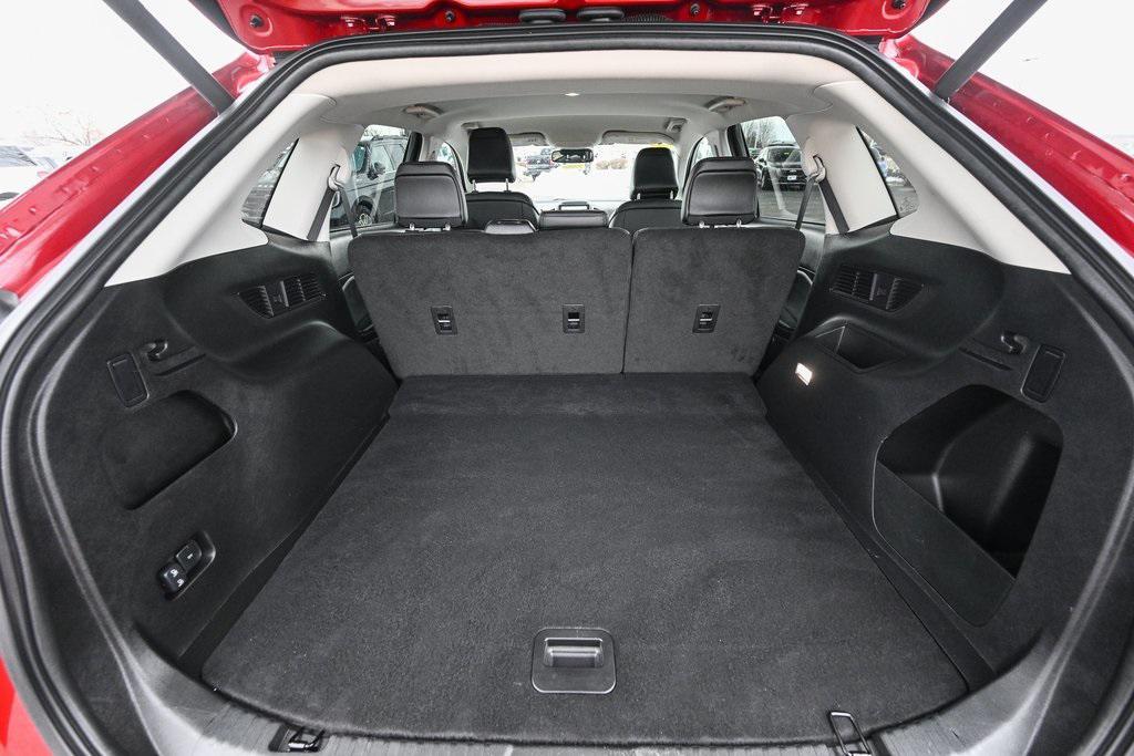 used 2024 Ford Edge car, priced at $27,672