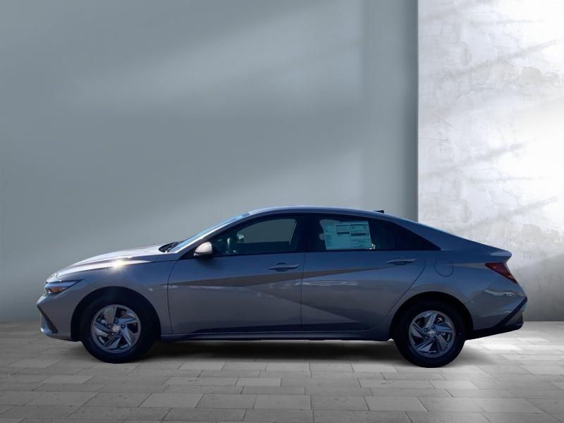 new 2025 Hyundai Elantra car, priced at $21,434