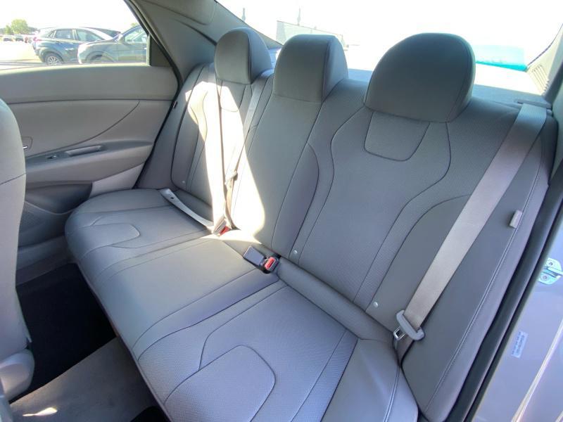 new 2025 Hyundai Elantra car, priced at $21,434