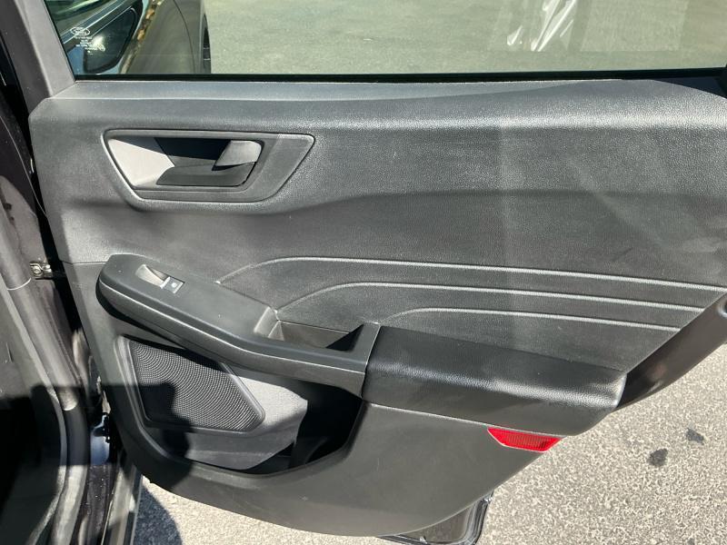 used 2025 Ford Escape car, priced at $25,995