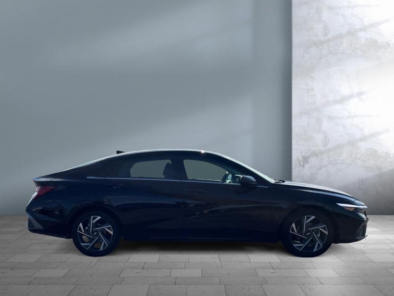 new 2025 Hyundai Elantra car, priced at $25,589