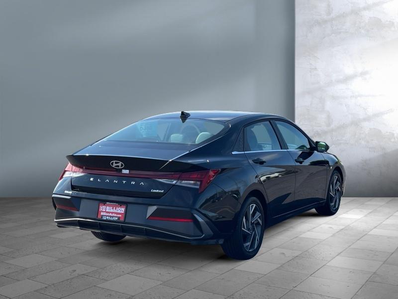 new 2025 Hyundai Elantra car, priced at $25,589