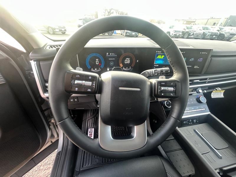 used 2025 Hyundai Santa Fe car, priced at $36,995