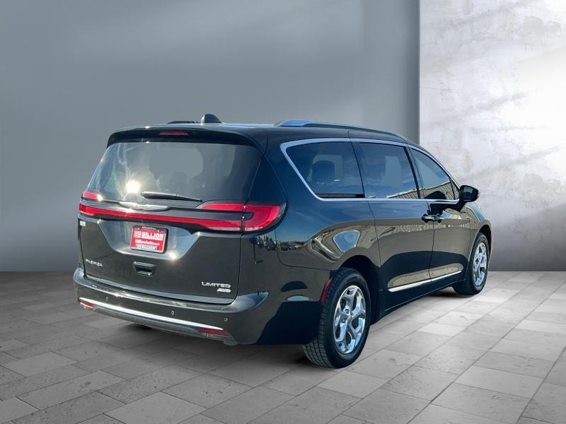 used 2021 Chrysler Pacifica car, priced at $27,995