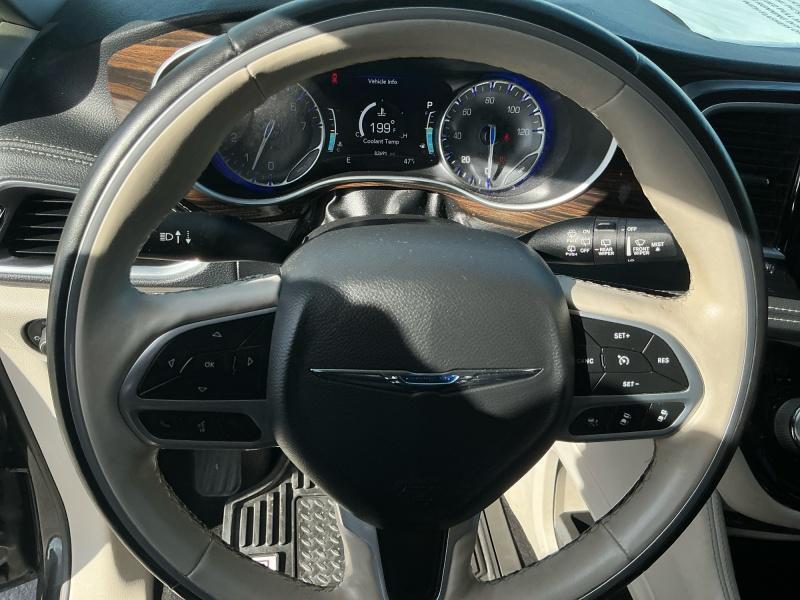 used 2021 Chrysler Pacifica car, priced at $27,995