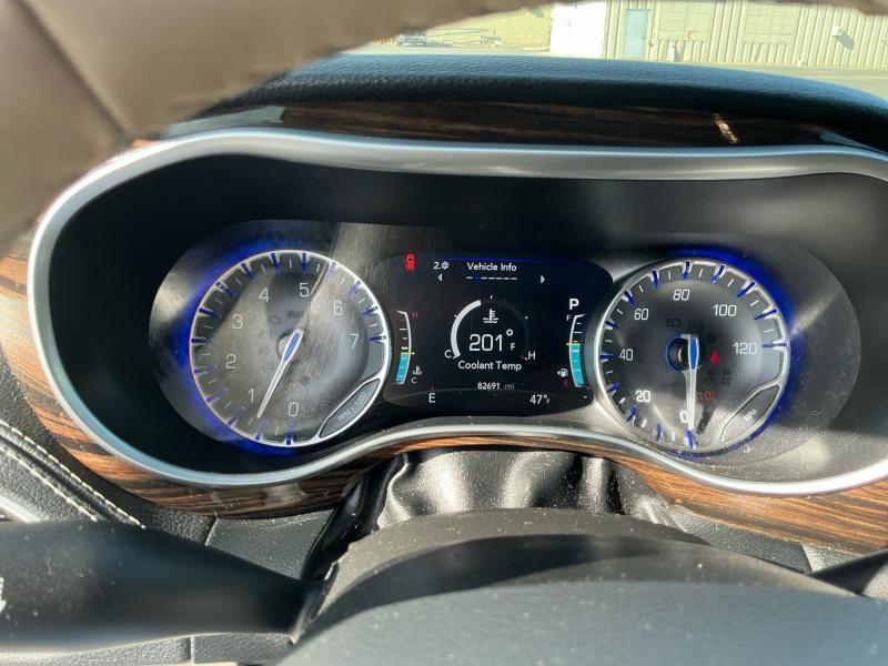 used 2021 Chrysler Pacifica car, priced at $27,995