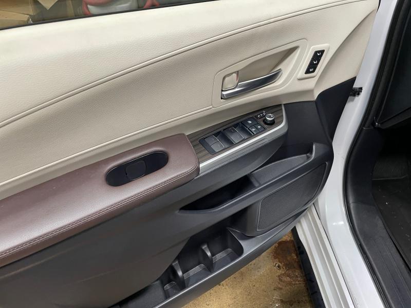 used 2022 Toyota Sienna car, priced at $48,995