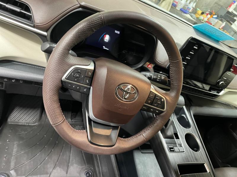 used 2022 Toyota Sienna car, priced at $48,995