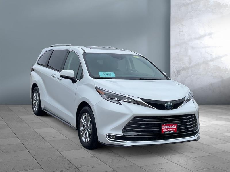 used 2022 Toyota Sienna car, priced at $48,995