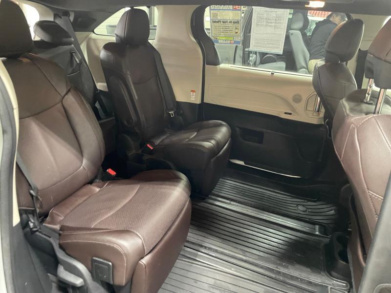 used 2022 Toyota Sienna car, priced at $48,995