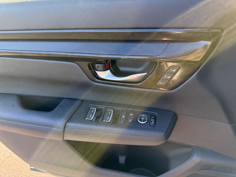 used 2025 Honda CR-V car, priced at $34,995