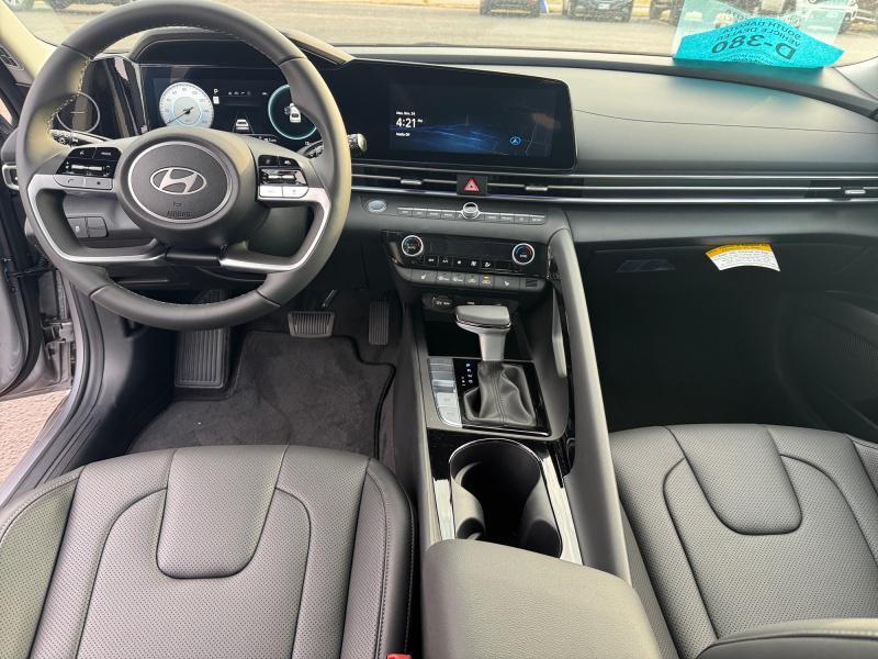 new 2025 Hyundai Elantra car, priced at $25,979