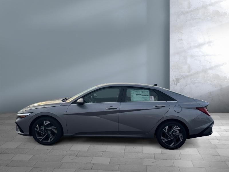 new 2025 Hyundai Elantra car, priced at $25,979