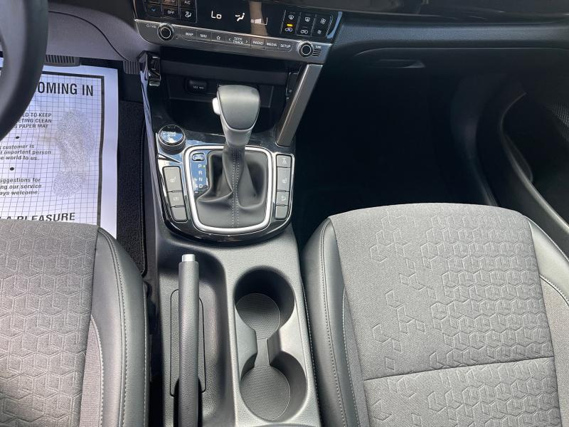 used 2024 Kia Seltos car, priced at $26,995