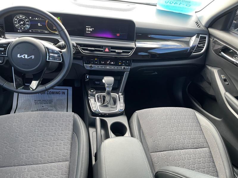used 2024 Kia Seltos car, priced at $26,995