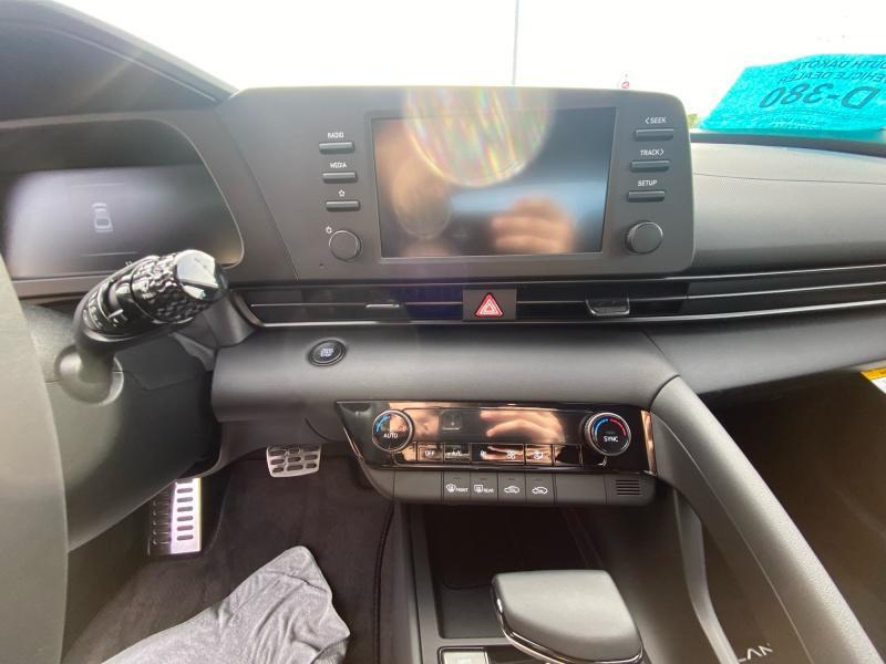 new 2025 Hyundai Elantra car, priced at $23,064