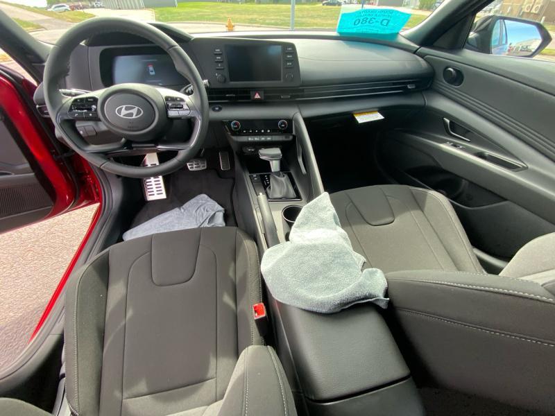 new 2025 Hyundai Elantra car, priced at $23,064