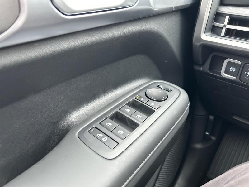 used 2025 Hyundai Santa Fe car, priced at $36,995
