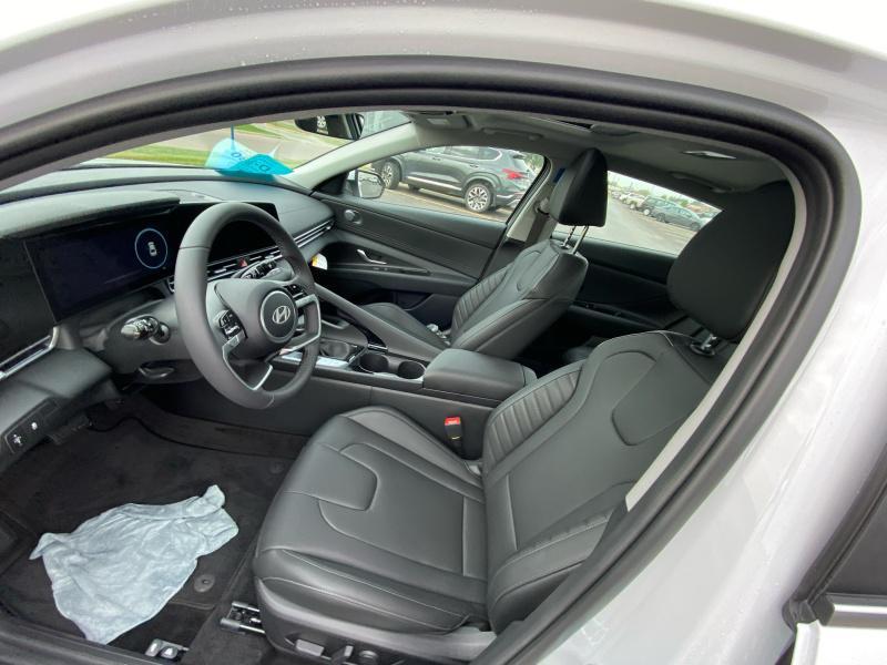 new 2025 Hyundai Elantra car, priced at $26,529