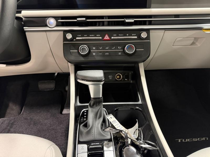 new 2026 Hyundai Tucson car, priced at $36,189