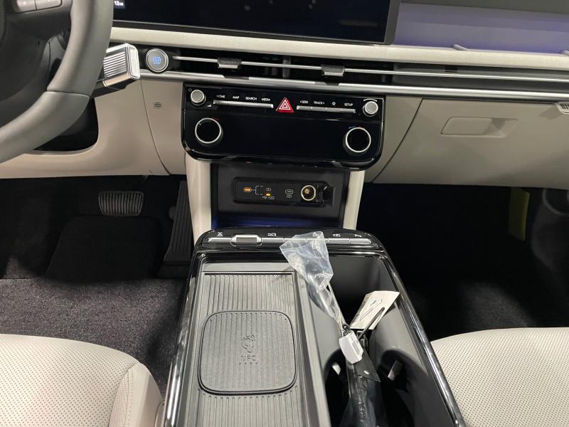 new 2026 Hyundai TUCSON Hybrid car, priced at $44,514