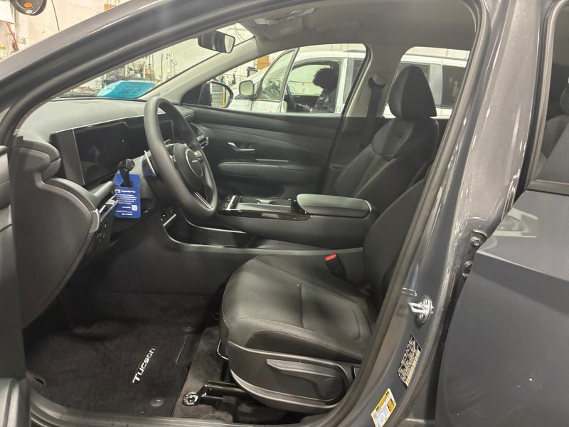 new 2026 Hyundai TUCSON Hybrid car, priced at $37,439