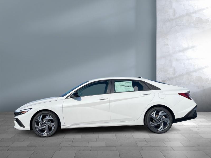 new 2025 Hyundai Elantra car, priced at $23,034