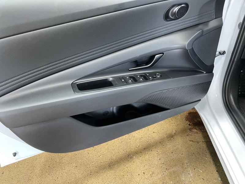 new 2025 Hyundai Elantra car, priced at $23,034