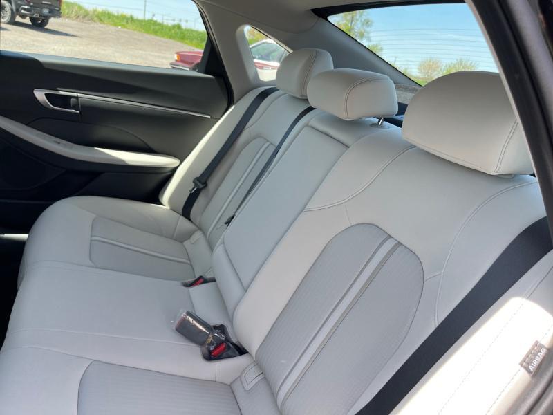 new 2025 Hyundai Sonata Hybrid car, priced at $30,439