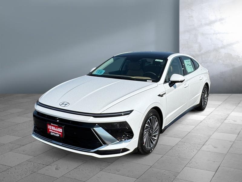 new 2025 Hyundai Sonata Hybrid car, priced at $37,424