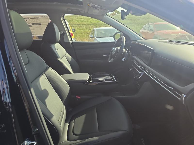 new 2025 Hyundai TUCSON Hybrid car, priced at $39,129