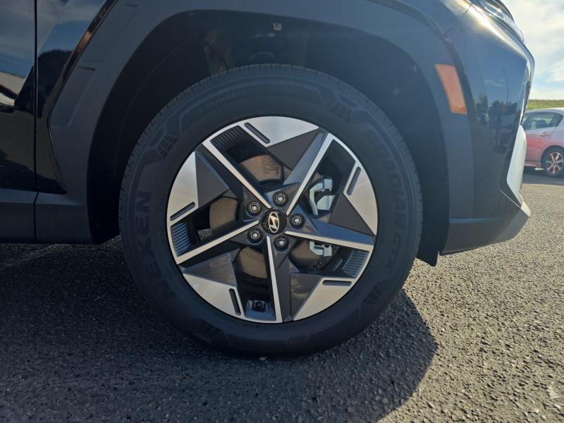 new 2025 Hyundai TUCSON Hybrid car, priced at $39,129