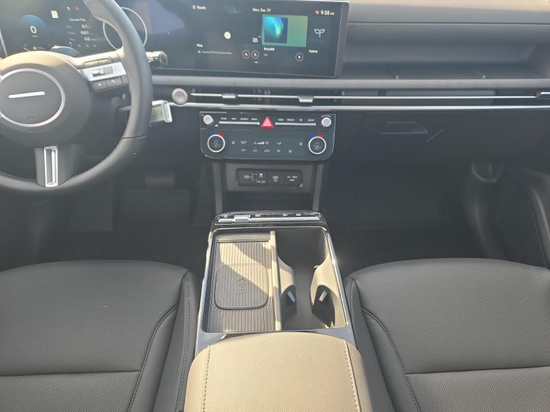 new 2025 Hyundai TUCSON Hybrid car, priced at $39,129